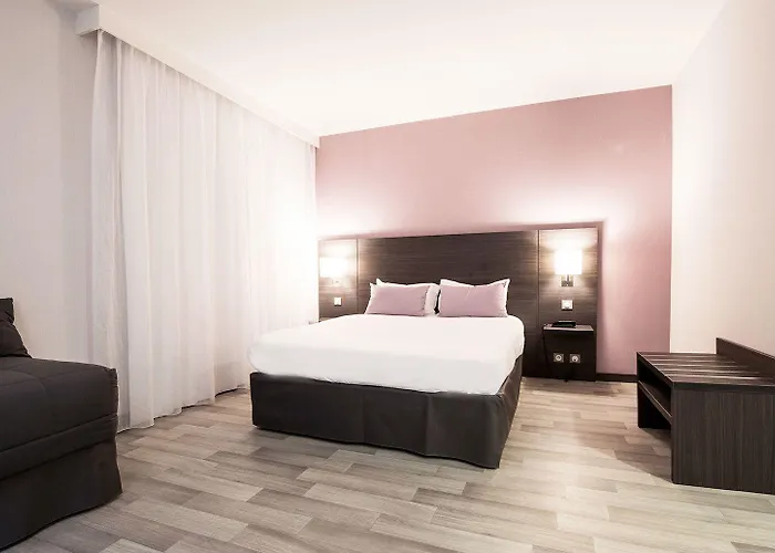 Hotell Eurocentre 3* Toulouse Nord