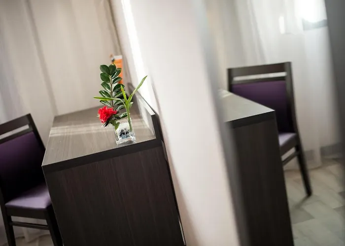 Eurocentre 3* Toulouse Nord Hotell Castelnau-dʼEstrétefonds