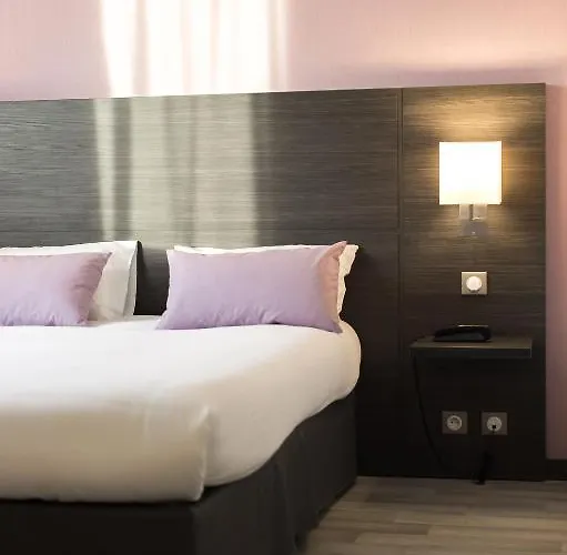 Hotell Eurocentre 3* Toulouse Nord